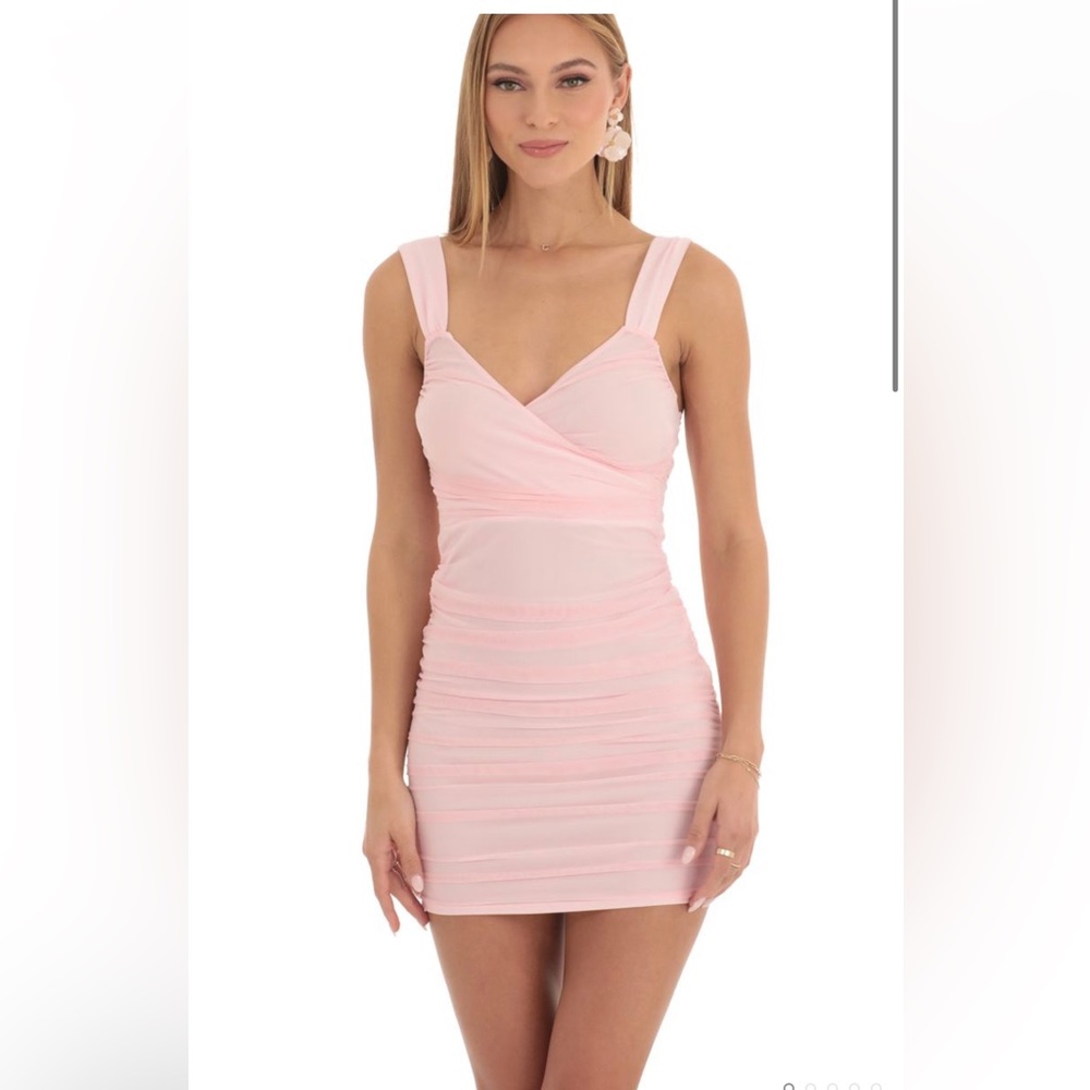 lucy in the sky dress. size xs. so flattering and worn once
